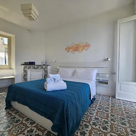 Blue Sunset Равелло